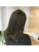 アヴァンス 京橋店(AVANCE)&nbsp;オリーブベージュ×ナチュラルハイライト