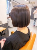 シングルカラーでも透明感☆フラットボブ×ブルージュ