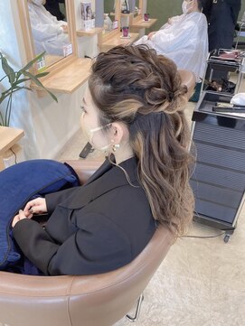 ヘアメイク ミチ 富田店(HAIRMAKE MICHI) 【MICHI 富田店　古作蓮】ハーフアップアレンジ