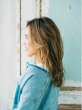 イコール バイ プロデュース 町田駅前店(equal by Produce) 外国人風ブロンドレイヤー