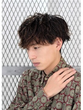 ノイセル 西本町(Noisyle) 黒髪短髪ツーブロックショートラウンドマッシュニュアンスパーマ