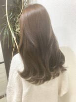 ヌーベルバレ(Nouvelle Vallee)&nbsp;ブリーチなしのダブルカラー/グレージュカラー/オリーブ/透け感