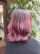 アン(Hair make un)&nbsp;ピンクグラデーション