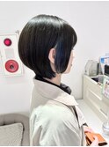 ショートボブ　ひし形　インナーカラー　ネイビー　ブルー