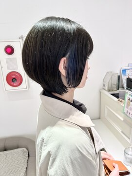 バブ バイネオリーブ(Bab by neolive) ショートボブ ひし形 インナーカラー ネイビー ブルー