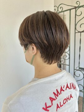 エトランジェ(Etrange) くびれショート/ハンサムショート