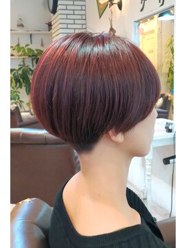 クッキー ヘアーアンドメイク(COOKIE Hair&Make) 【COOKIE】刈り上げショート×バイオレット