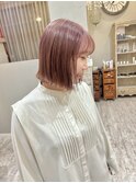 ぱつっとピンクベージュ