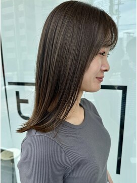 デコボコ アート(凸凹 art) アッシュグレージュ ハイライト