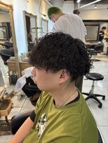 アイズ 海老名(AIZU) 波巻きパーマ ツイストスパイラルパーマ 縦落ちツイスト 眉毛