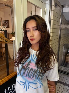 ベター(better) レイヤーを活かして大きくウェーブパーマでオシャレに可愛く