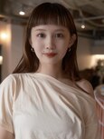 ロングヘア/インナーカラー/ぱっつん前髪/オン眉