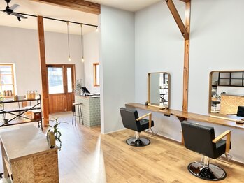 オット(otto)の写真/あなただけの時間を大切にするｏｔｔｏ。一人のスタイリストが最初から最後まで担当し髪の悩みに寄り添う◎