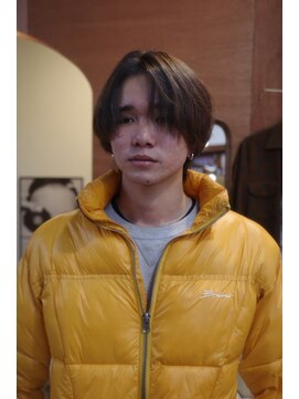 エディ(Edy) メンズセンターパートマッシュウルフニュアンスパーマ眉毛カット