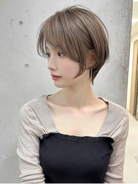 クイーン バイ ノイズ 西院(QUEEN by noism) 大人可愛い20代30代40代小顔ウルフレイヤーボブウルフ