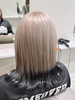 hyon myon/RISEbyREVO 綾瀬店【ヒョンミョン】&nbsp;ハッシュカット/デザインカラー/グレージュ[綾瀬駅/韓国ヘア]
