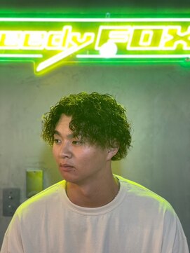グリーディーフォックス 代々木(Greedy FOX) アップバング/ツーブロックマッシュ/束感/波巻き[シェービング]
