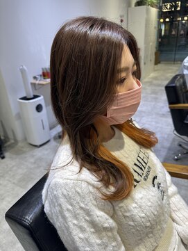 リタ(rita.) 林　直人　顔周りレイヤー×インナーカラー