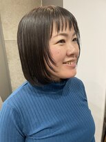 ユノ(juno)&nbsp;【中目黒】顔まわりレイヤーのミディアムボブ☆アッシュグレー