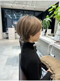 魅力倍増カールセミディシアーカラーダークアッシュショートヘア