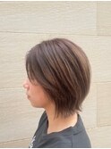 ベージュブラウン×レイヤーボブ
