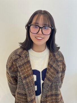 ウシワカマル ミライ(USHIWAKAMARU MIRAI) 切りっぱなしボブ/グレージュ