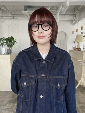 テルヴェ(Terve) ピンクブラウン 外ハネボブ ボブ 顔周りレイヤー 暖色カラー