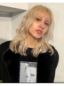 ピープル(people) レイヤーカット/ベージュカラー