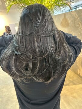 メリー オオサカ(Merly Osaka) ハイライト/似合わせカット