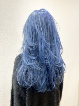 アディクト 綾瀬(ADDICT) 【ADDICT_MAYA】ハッシュカット×ブルー