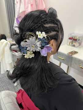 振袖グラム 名古屋 名駅(振袖gram) 卒業袴着付け&ハ一フアップ