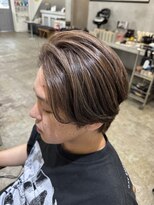 ヘアーワークスヴィクサス 諫早店(HAIR WORKS VIXUS) 自然な毛流れを作る【メンズハイライト】