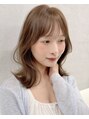 キアラ(Kchiara)&nbsp;透明感カラーとレイヤーで伸ばし途中の方もお洒落に抜け感を！