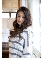 アメリエギャルソン(amelie et garcon) 【amelie】存在感を発揮するクールウェーブロング