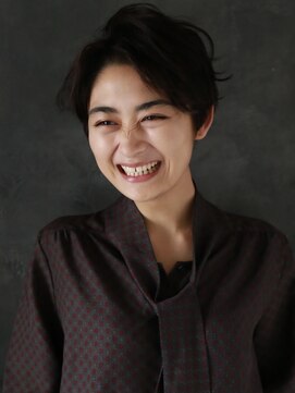 ザビー(THE B) ジェンダレスショート