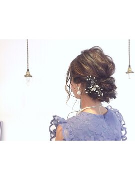 ユニオン(union) ルーズシニヨン