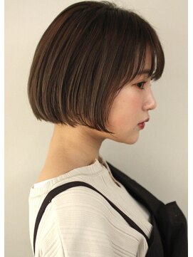 サーカス バイ ビュートリアム 青山(CIRCUS by BEAUTRIUM) 大人可愛いミニボブ