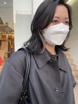 ホワイトイヤリングカラー