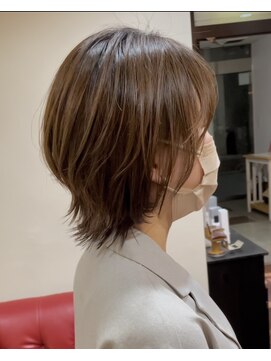 ヘアアンドスペース ベロン(hair&space velon) ショートウルフ