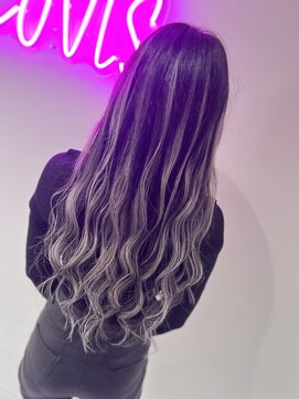 ラビス 浦和(Lovis) 浦和/ホワイトカラー/韓国/シールエクステ/イヤリングカラー