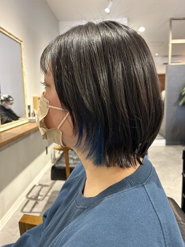 ノア(noah.) 顔まわりウルフ/くびれボブ/ブルーインナー