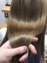 【艶髪★うるツヤトリートメント】どんな髪でもツヤツヤ、サラサラに♪Carellyこだわりのトリートメント