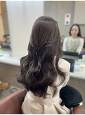 グレージュ×レイヤー