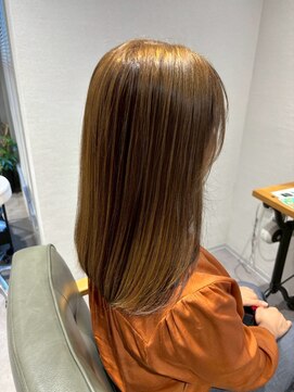 ビス ヘア アンド ビューティー 西新井店(Vis Hair＆Beauty) 20代30代大人可愛い毛先パーマミルクティアッシュ肩ライン