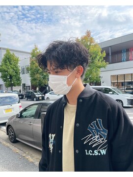 エディ(Edy) 波巻きスパイラルパーマ波巻きパーマ刈り上げメンズ眉毛カット