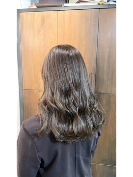 フークフーク(HOEK HOEK) ベージュカラー