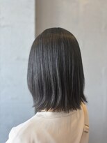 モア(.moA)&nbsp;毛先軽めの外ハネボブ