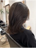 レイヤーボブハイライトカラーミルクティーベージュ