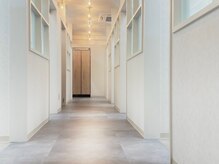 エクラート リアーラ 横浜店(ECLART Reala)の雰囲気（周囲を気にすることなくリラックスできる個室【横浜/髪質改善】）