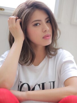 アグ ヘアー フラン 盛岡本宮店(Agu hair fran) かき上げてもサマになる☆脱力ラフウェーブ